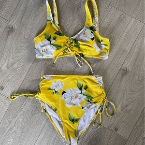 CUPSHE Size M Swimsuit